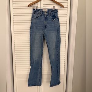 Abercrombie Curve Love The 90s Straight Ultra High Rise Jeans size 26